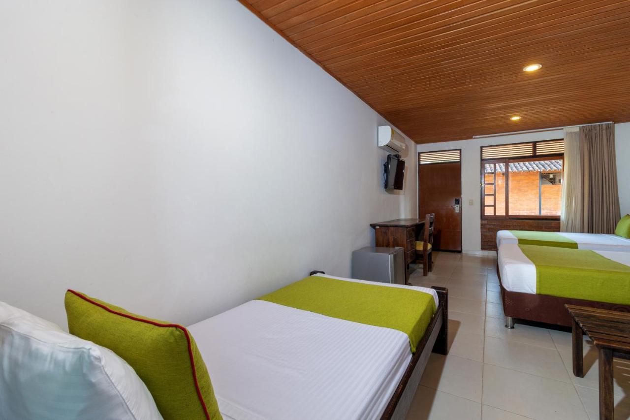 Hotel Campestre La Potra Apiay Esterno foto