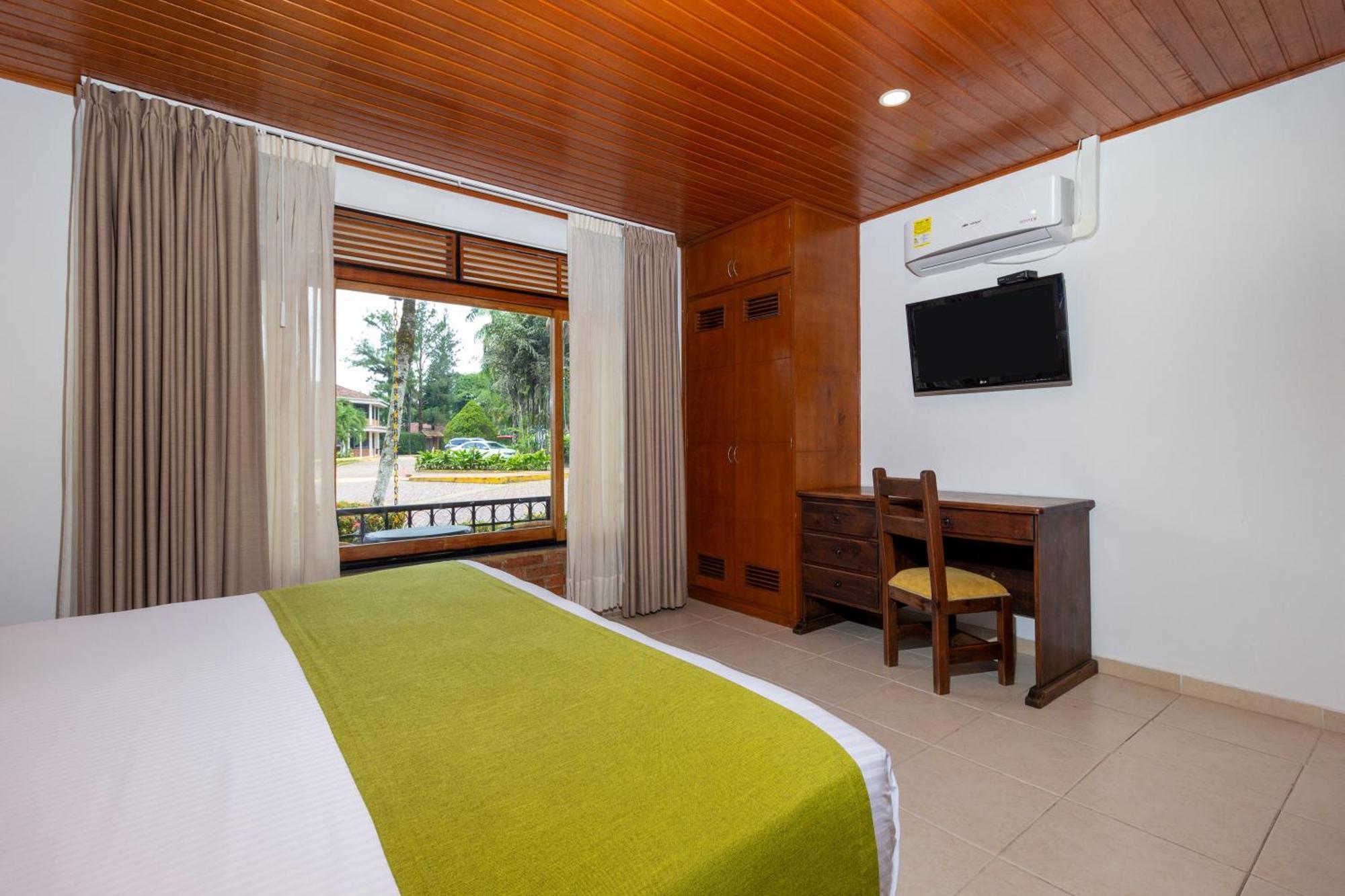 Hotel Campestre La Potra Apiay Esterno foto